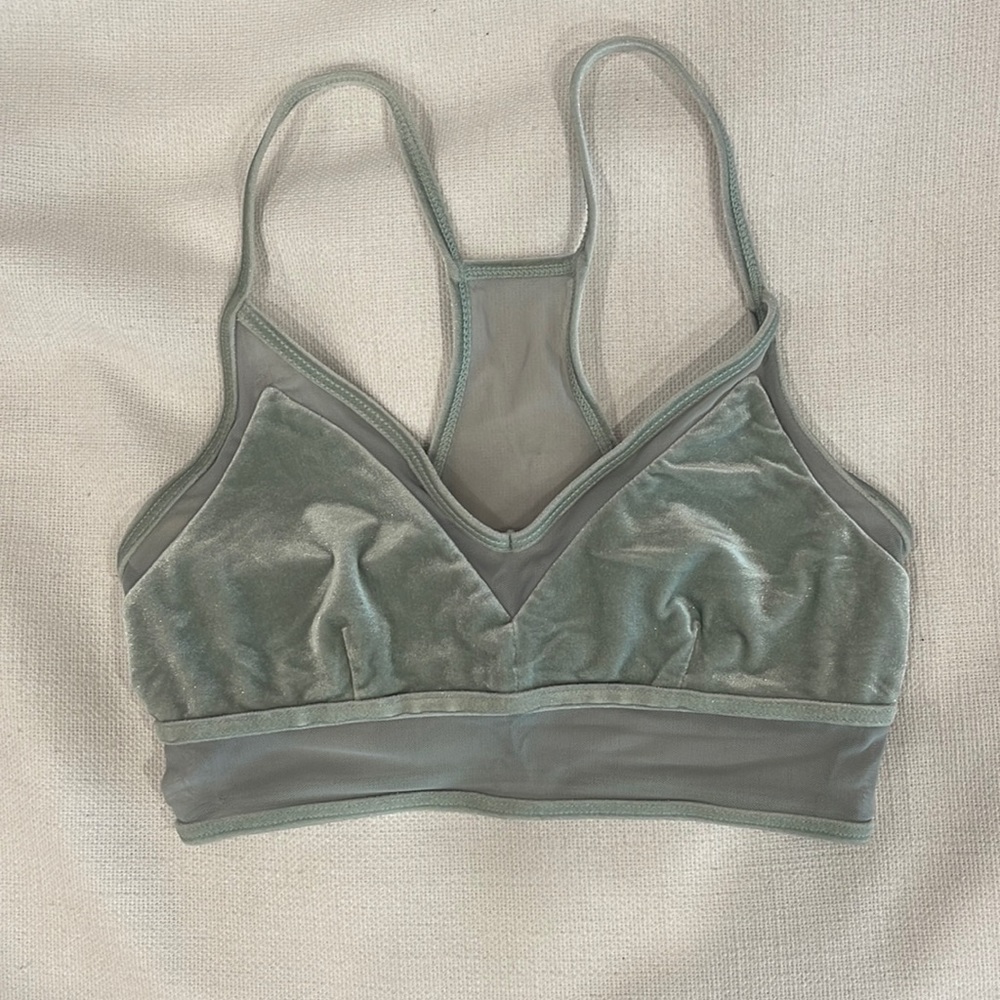 Alo yoga velvet top